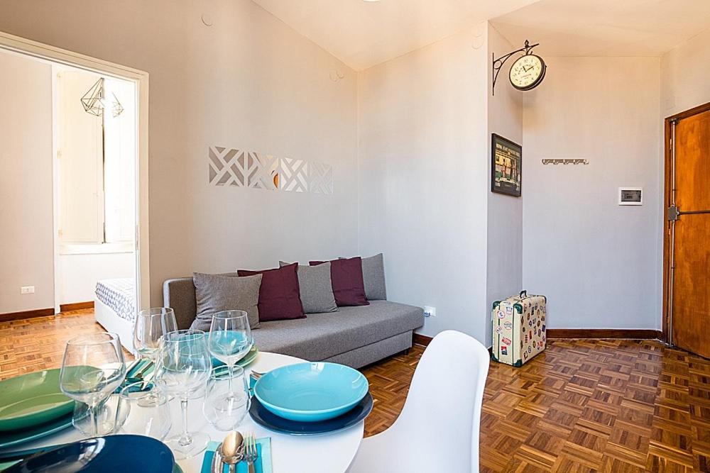 Apartment Pica Station -